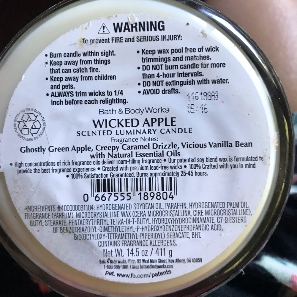 Wicked apple 3 wick candle